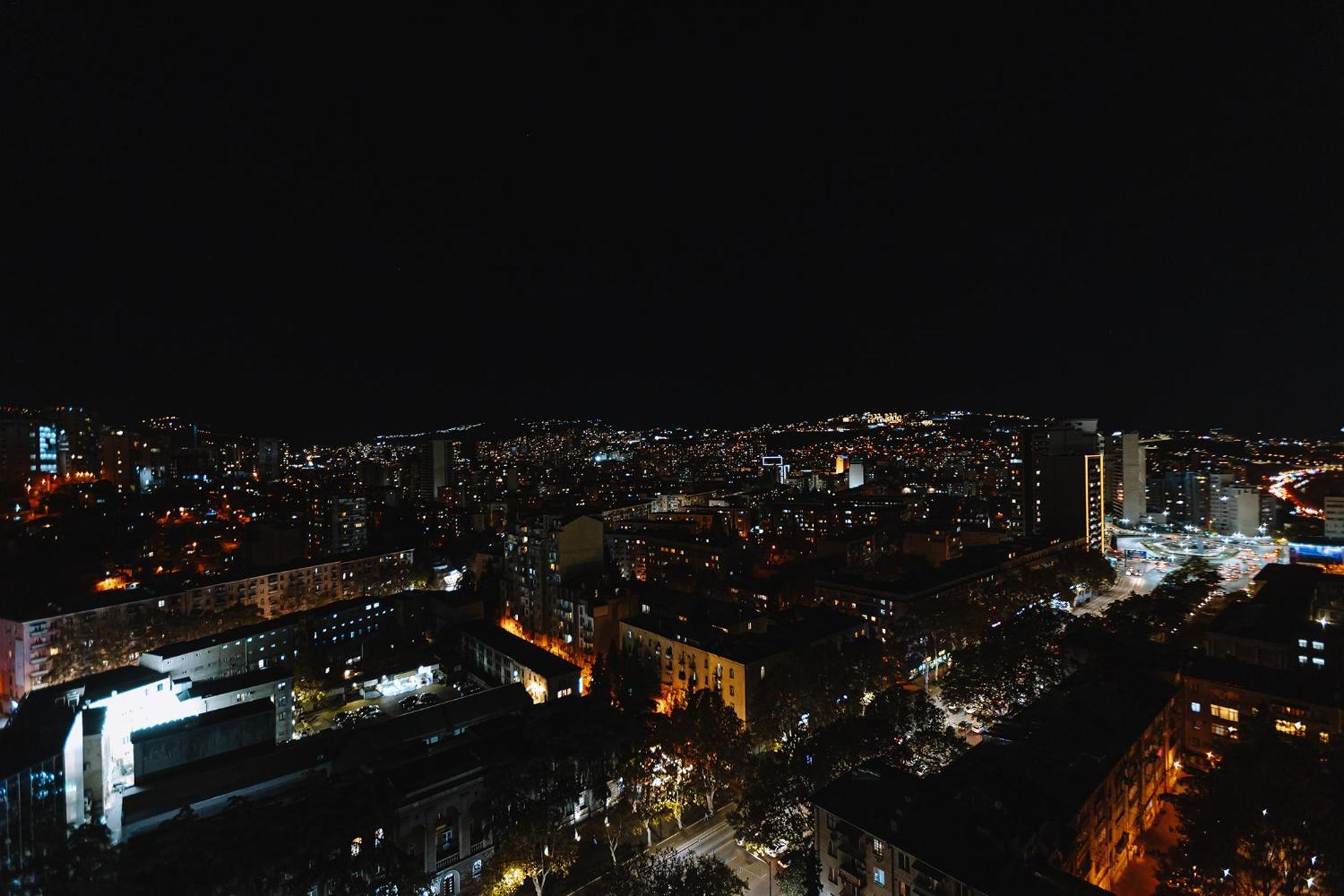Hotel Sky Station Tbilisi Eksteriør bilde