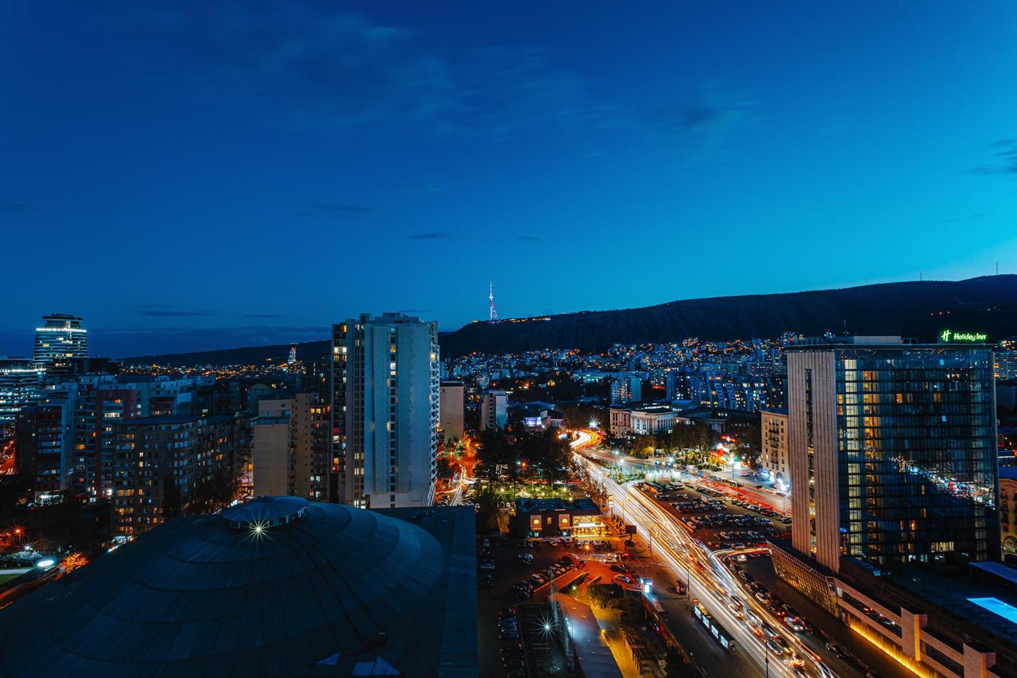 Hotel Sky Station Tbilisi Eksteriør bilde
