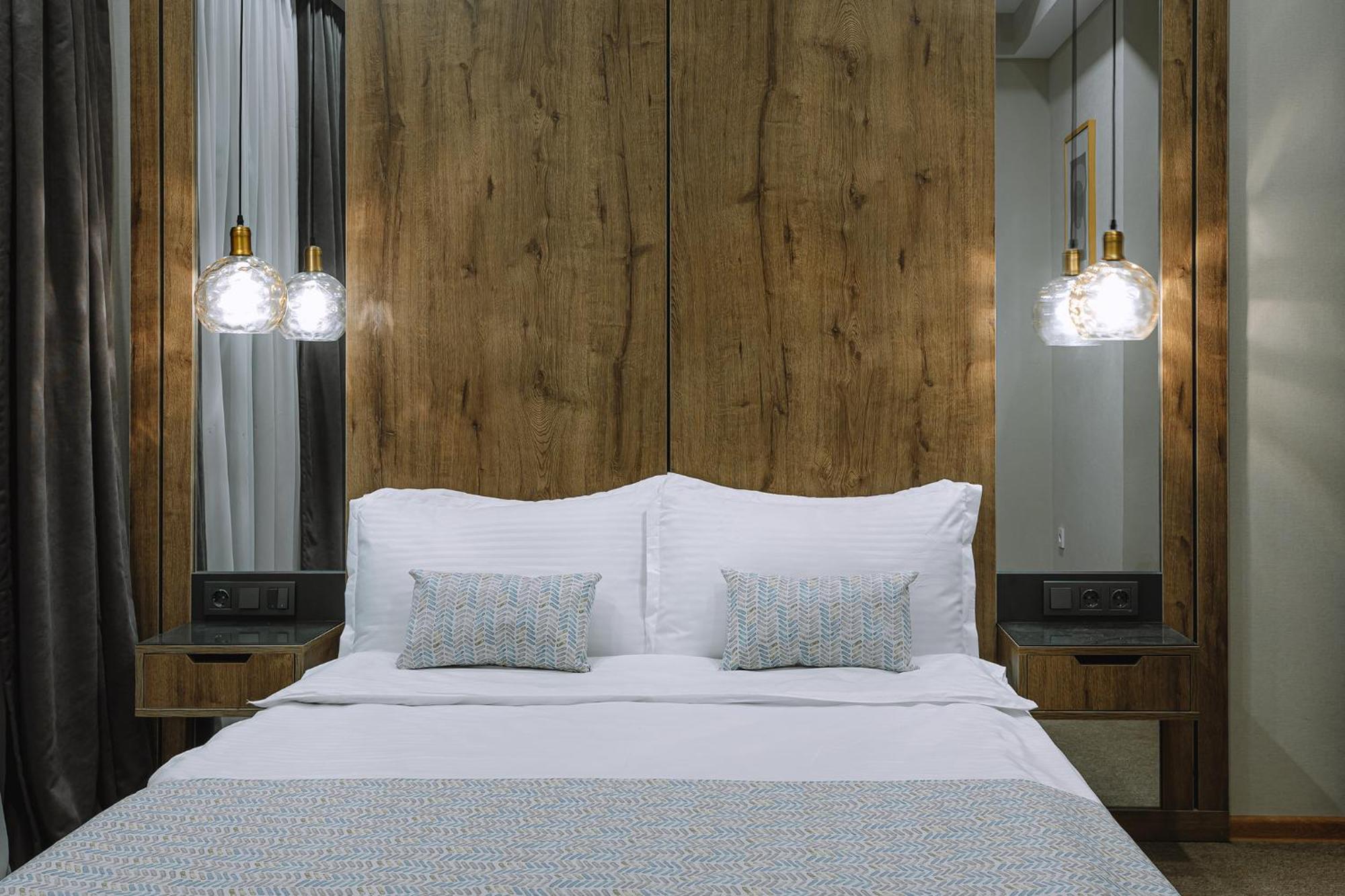Hotel Sky Station Tbilisi Eksteriør bilde