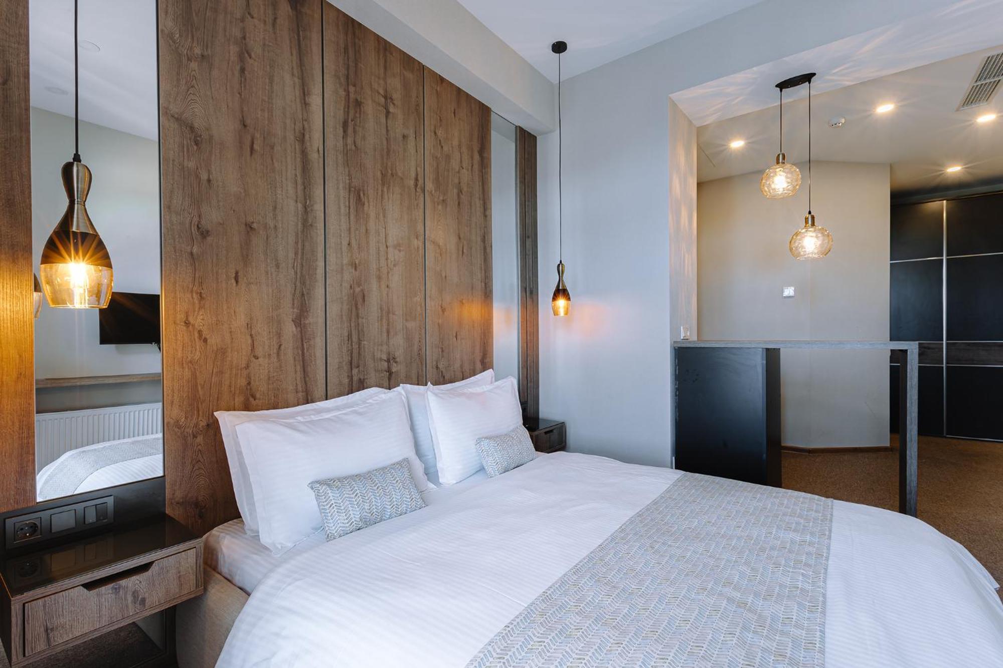 Hotel Sky Station Tbilisi Eksteriør bilde